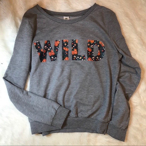 Love Tree Tops - 4/$25 Love Tree grey floral WILD sweatshirt L